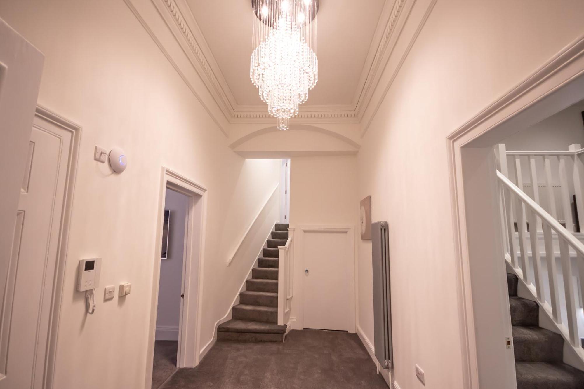 The Westminster Apartment *