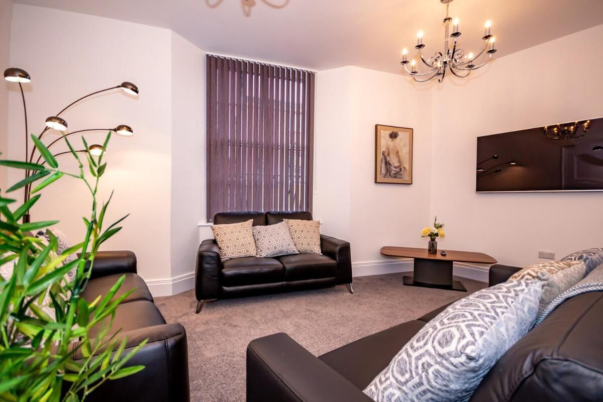 Luxury 4 Bedroom Ground Floor Holiday home